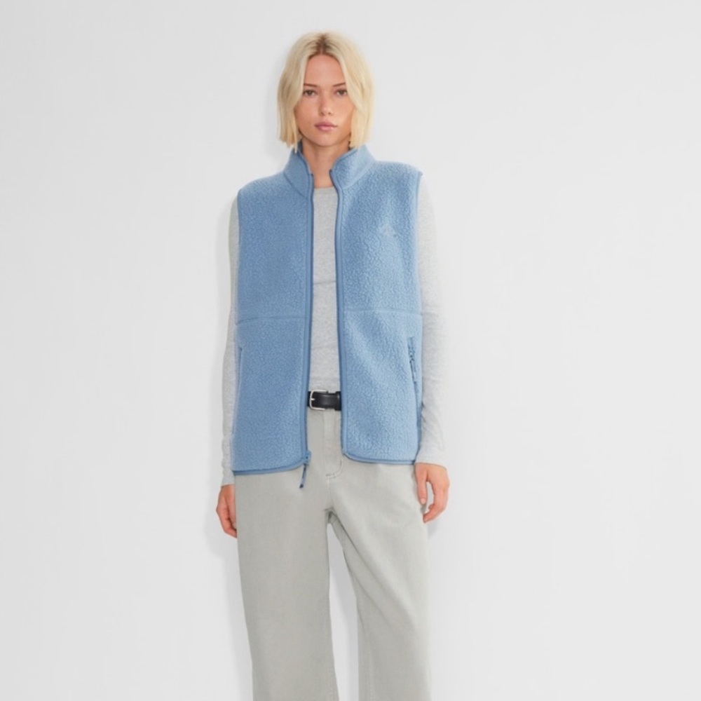 Aritzia TNA Polartec Vest